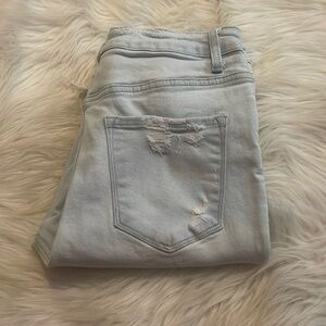 Vervet High Rise Light Wash Distressed Size 29 Shark Bite Bottom Stretchy Jeans